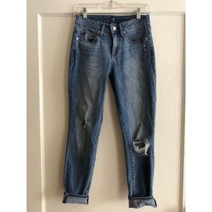 Gap Distressed Capri Jeans